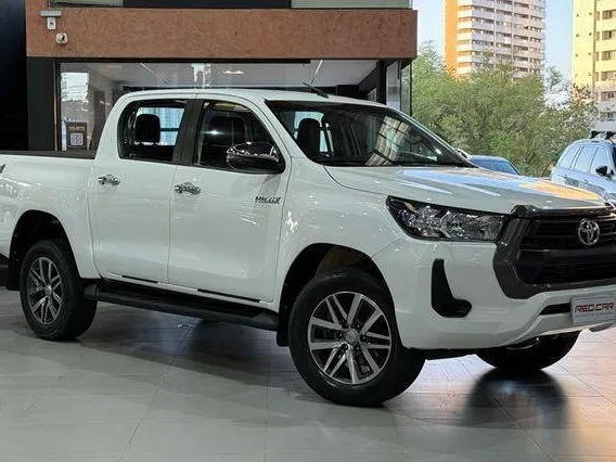 Toyota Hilux 2022, foto 3 de 7